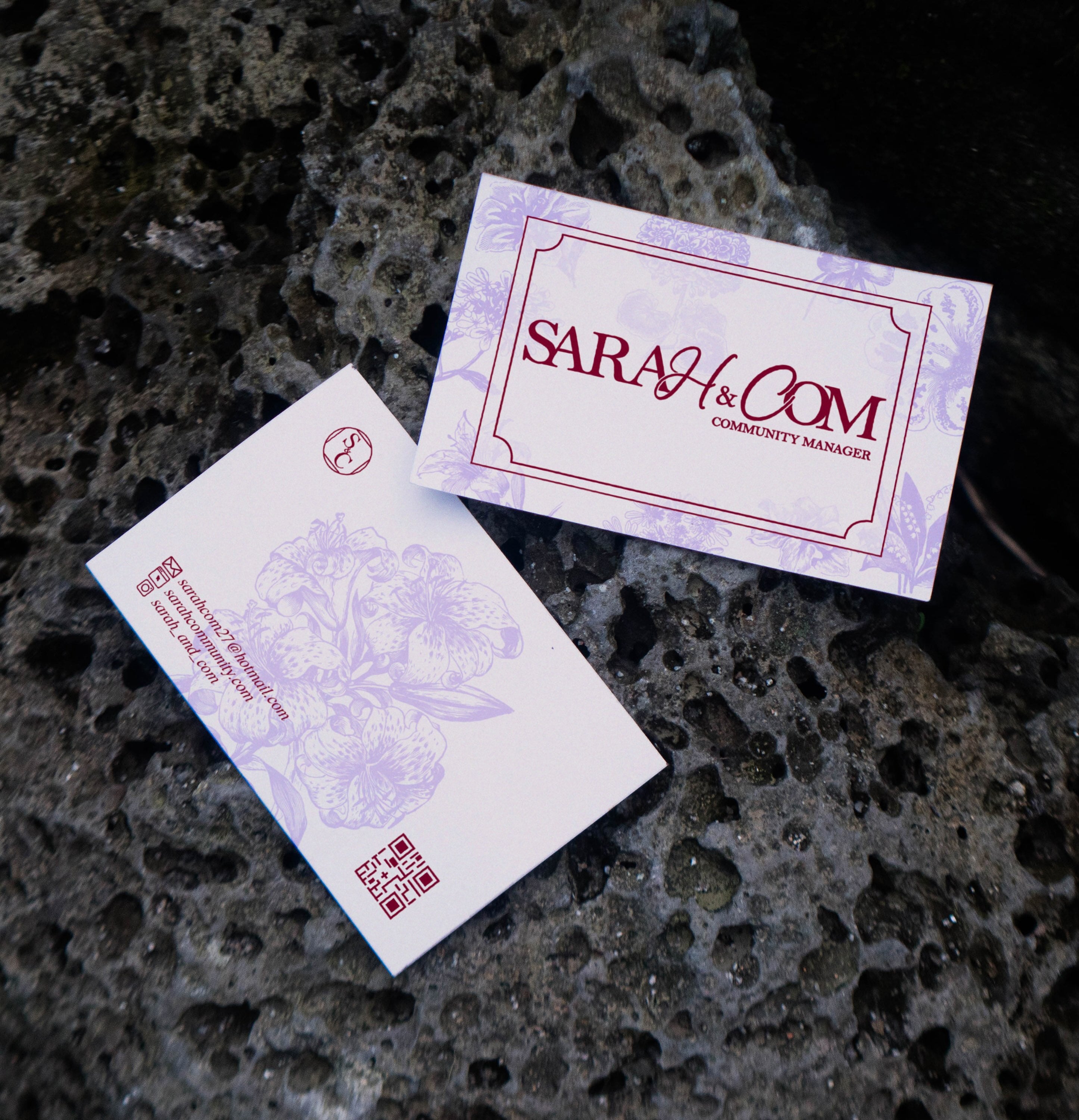 SARAH & COM - COMMUNITY MANAGER